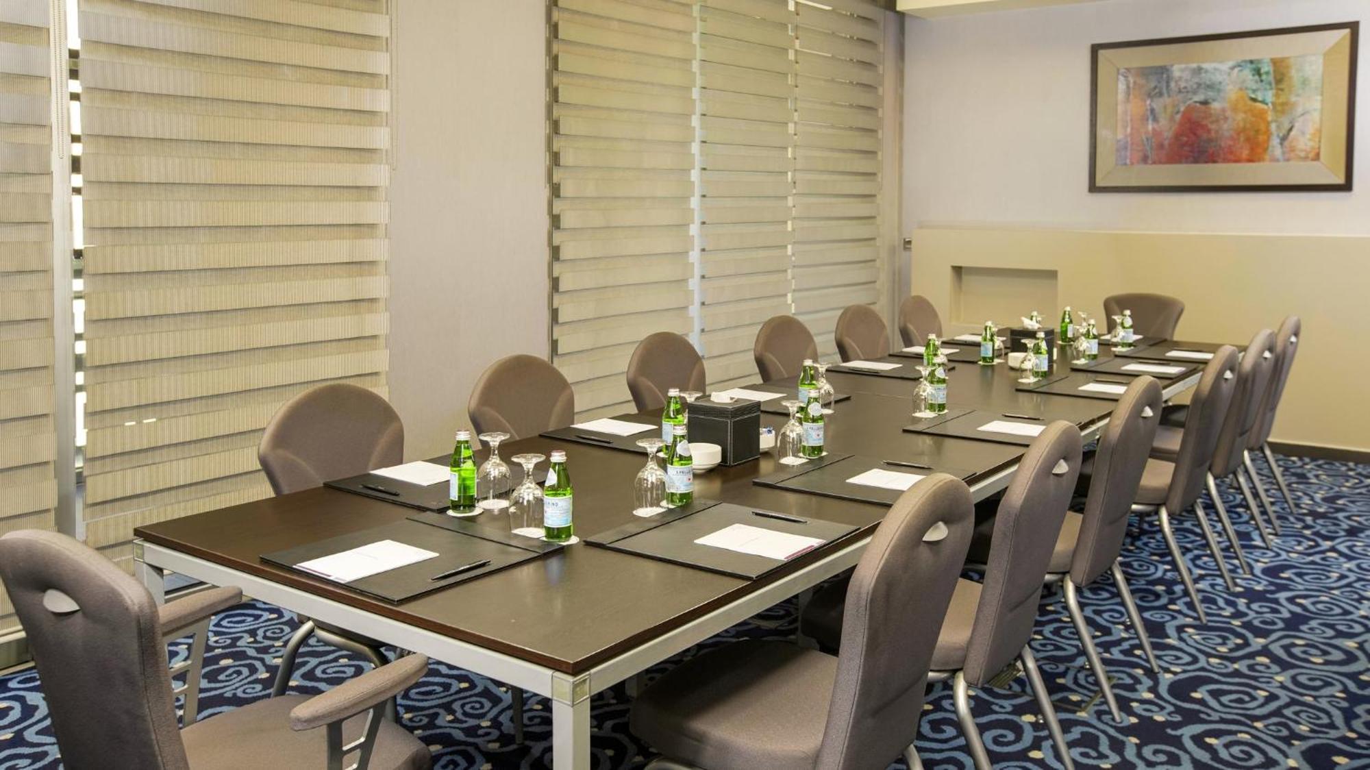 The Abdali Boulevard Hotel Ammán Exteriér fotografie Meeting room